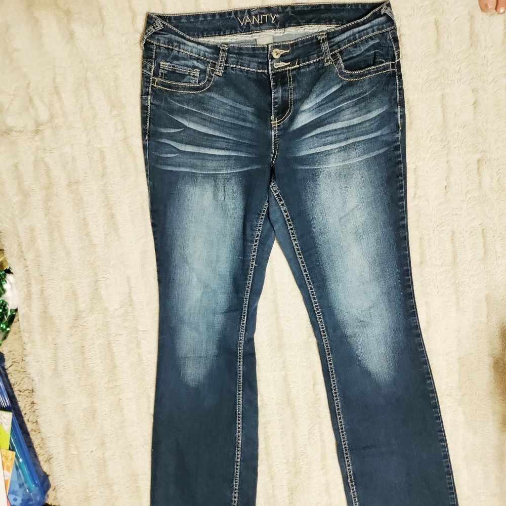Women's Vanity dark wash faded jeans size 32W37L